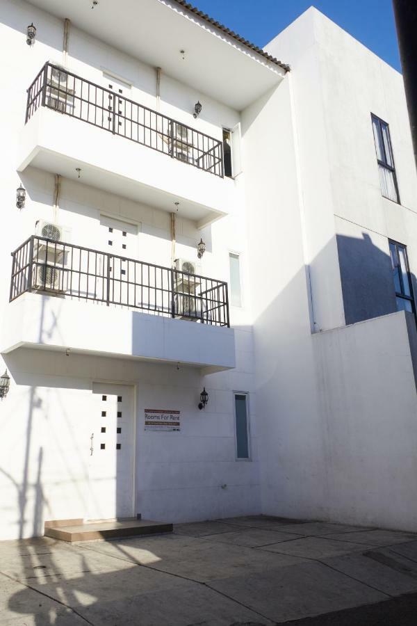 Wisma tamu Rumah Kayu Manis Tebet